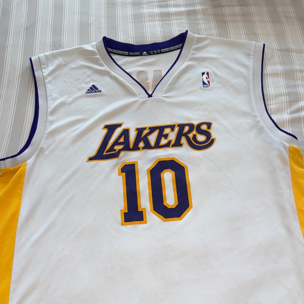Adidas Lakers White and Yellow Basketball Jersey - Picture 2 of 12